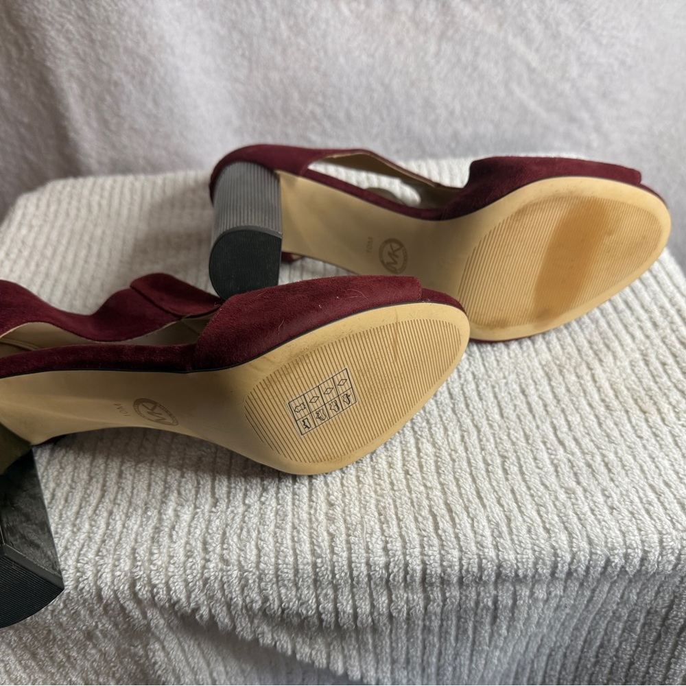 Michael Kors Burgundy suede heels ! - Picture 4 of 4